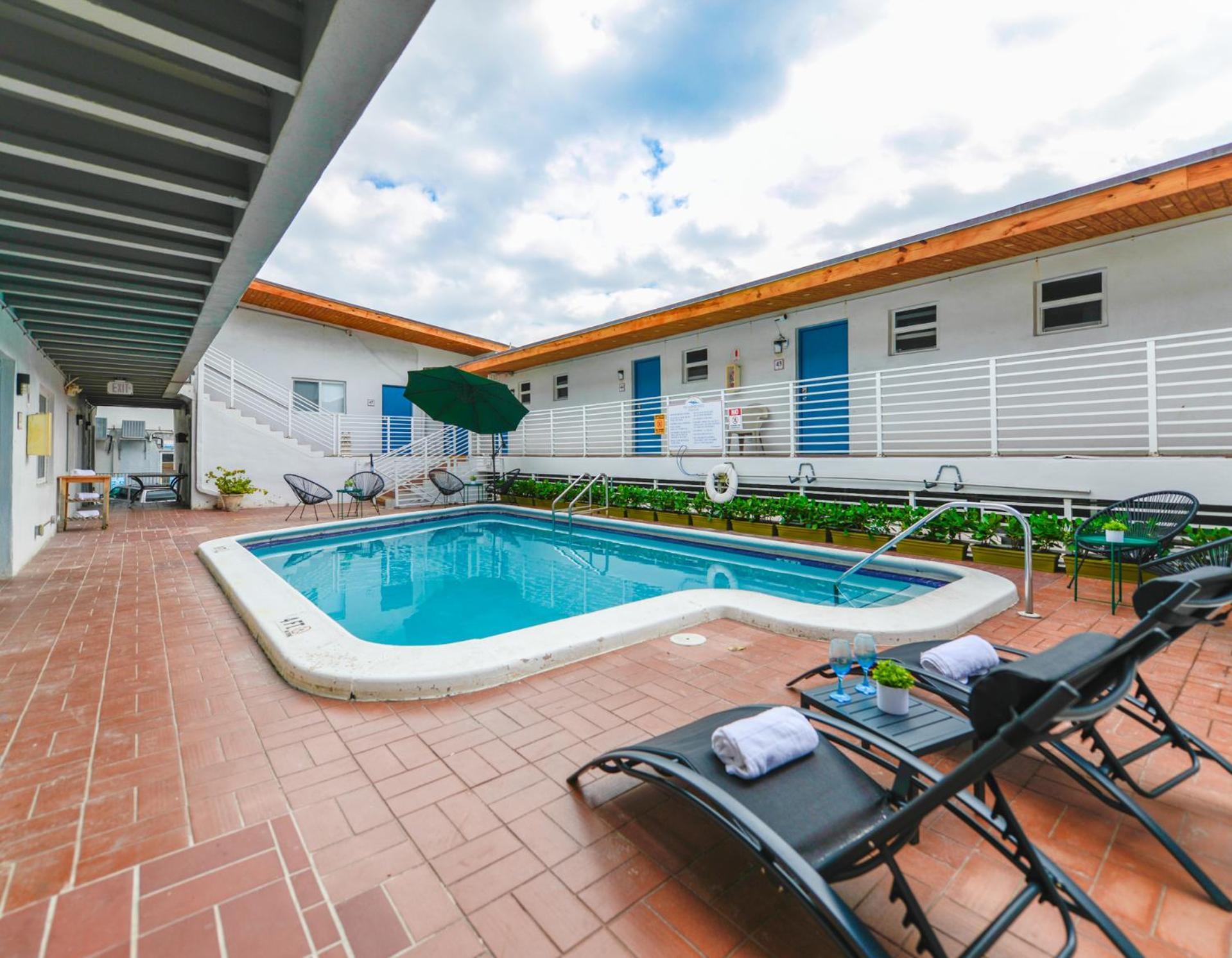 הוליווד Fantastic Studio At The Beach With Parking&Pool - M43 מראה חיצוני תמונה